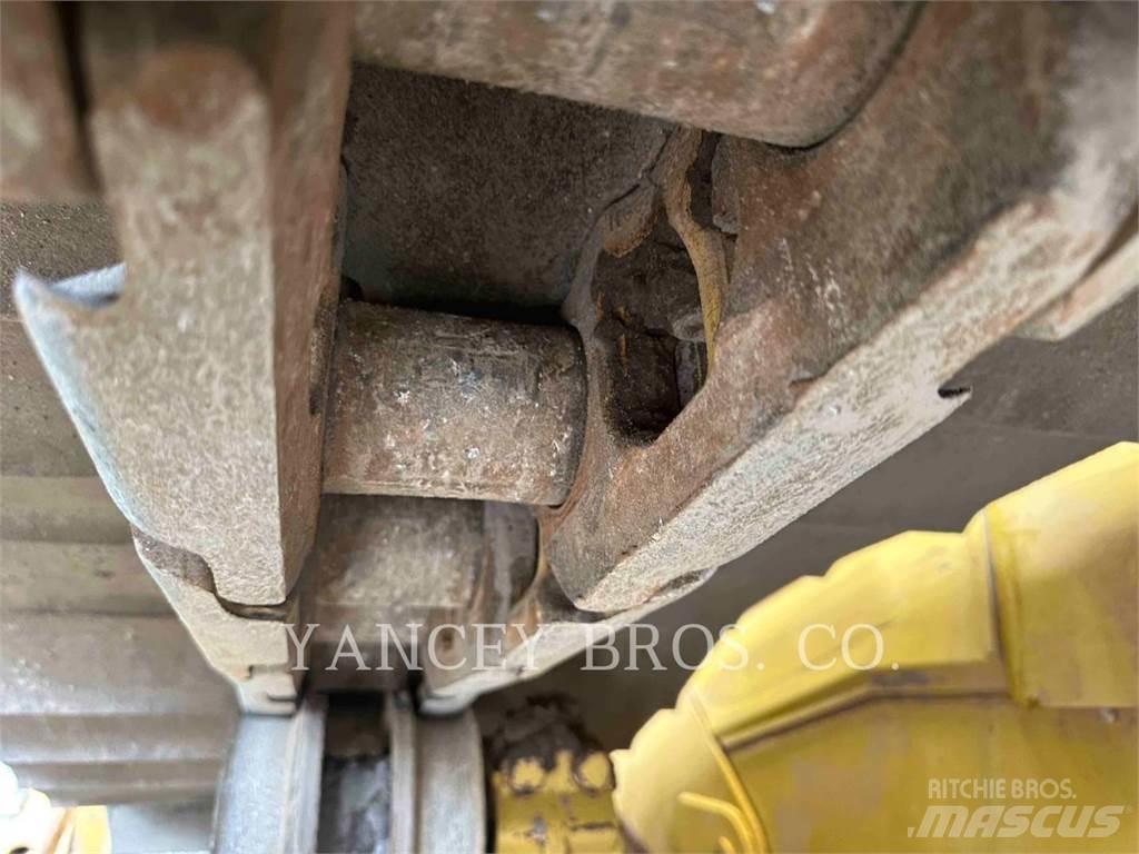 CAT D6T LGP ST Buldozer sobre oruga