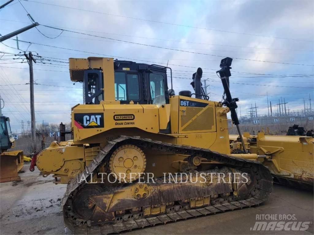 CAT D6T LGPPAT Buldozer sobre oruga