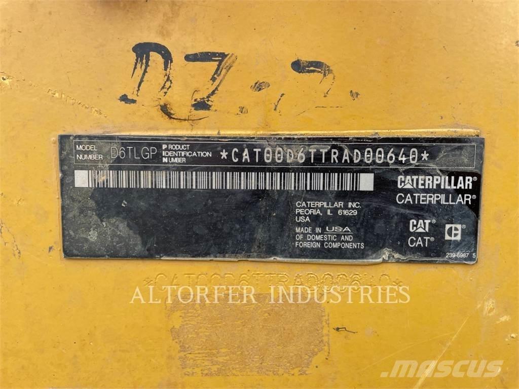 CAT D6T LGPPAT Buldozer sobre oruga