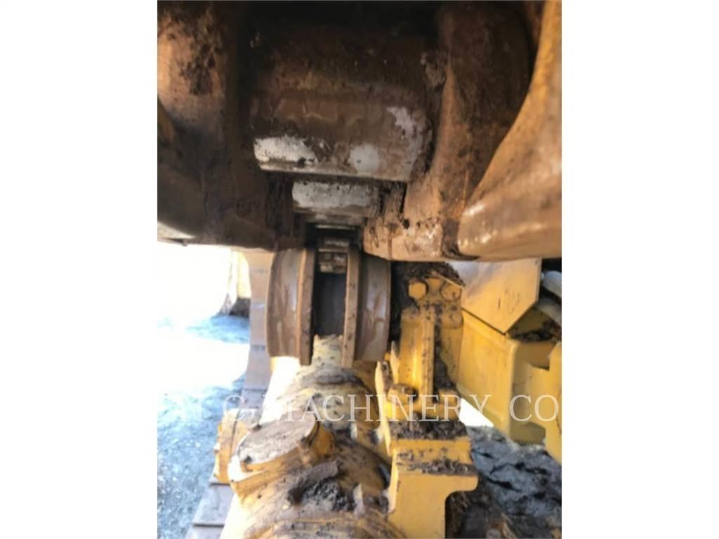 CAT D6T LGPVP Buldozer sobre oruga