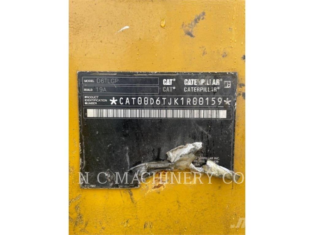 CAT D6T LGPVP Buldozer sobre oruga