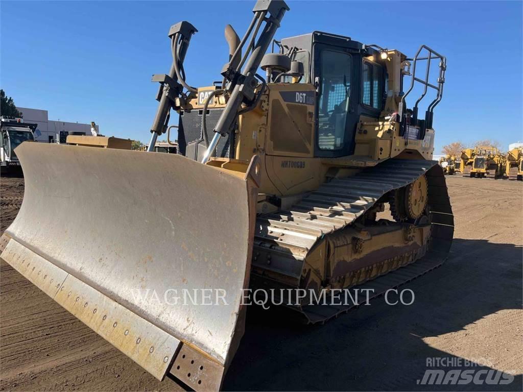 CAT D6T LGPVPT Buldozer sobre oruga