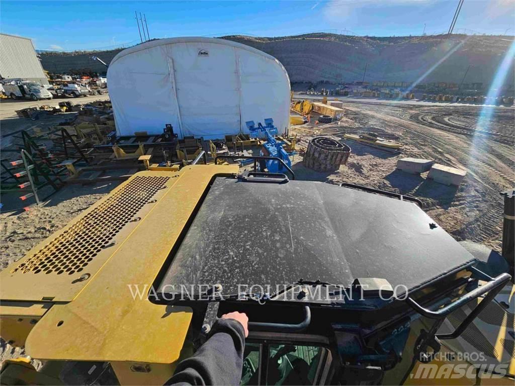 CAT D6T LGPVPT Buldozer sobre oruga