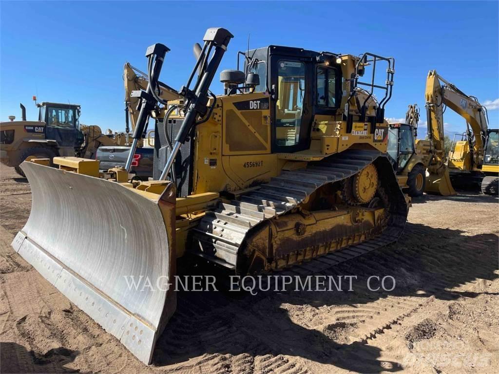 CAT D6T LGPVPT Buldozer sobre oruga