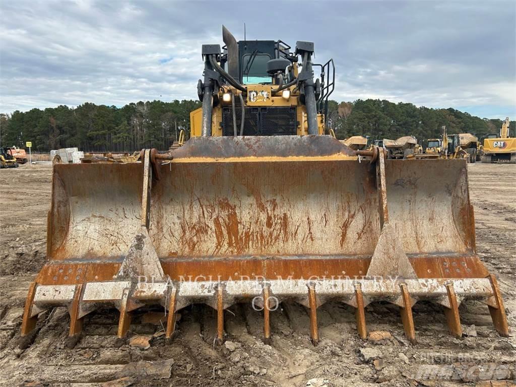 CAT D6T RAKE Buldozer sobre oruga