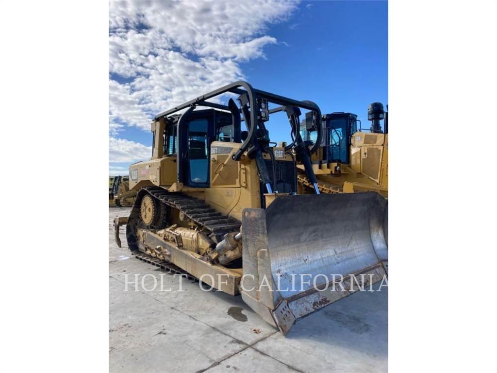 CAT D6T XL Buldozer sobre oruga