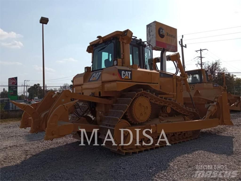 CAT D6T XL Buldozer sobre oruga