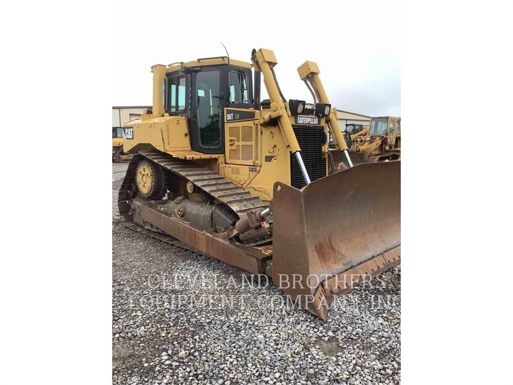 CAT D6T XW Buldozer sobre oruga