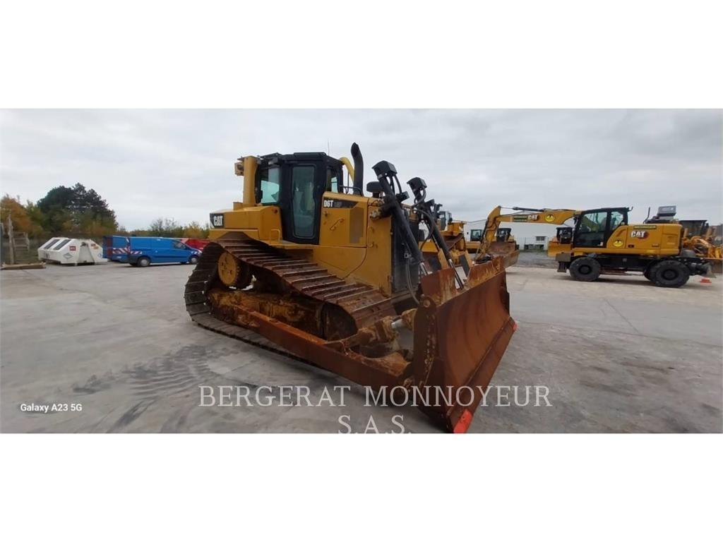 CAT D6T4F LGP Buldozer sobre oruga