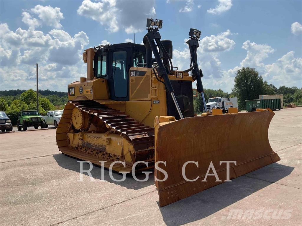 CAT D6TVP Buldozer sobre oruga