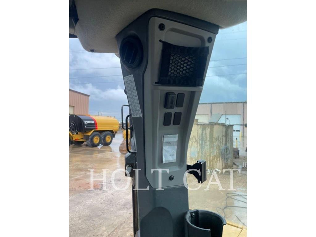 CAT D6XELGPVP3 Minicargadoras