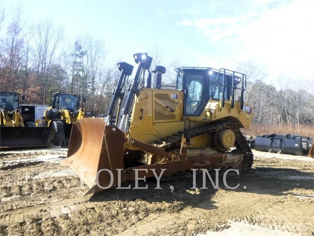 CAT D7-17 Buldozer sobre oruga