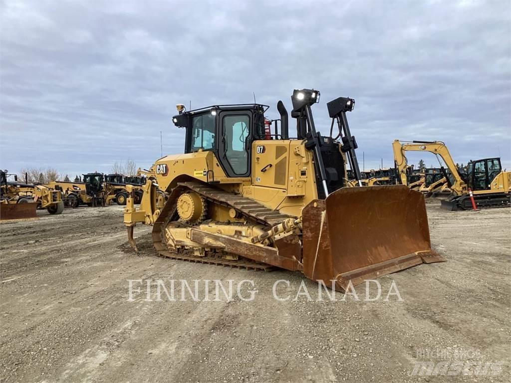 CAT D7-17 Buldozer sobre oruga