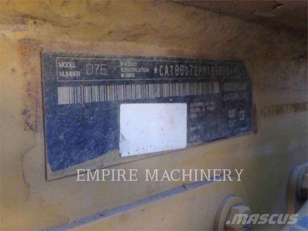 CAT D7E Buldozer sobre oruga
