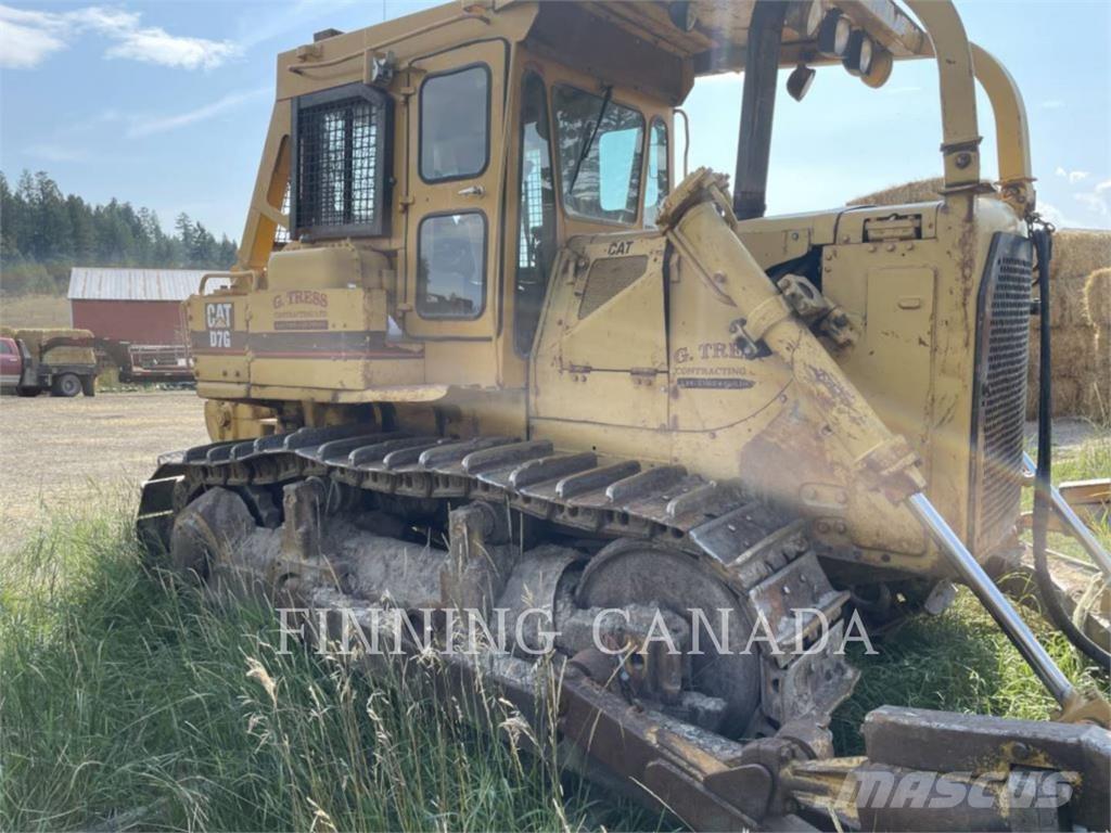 CAT D7G Buldozer sobre oruga