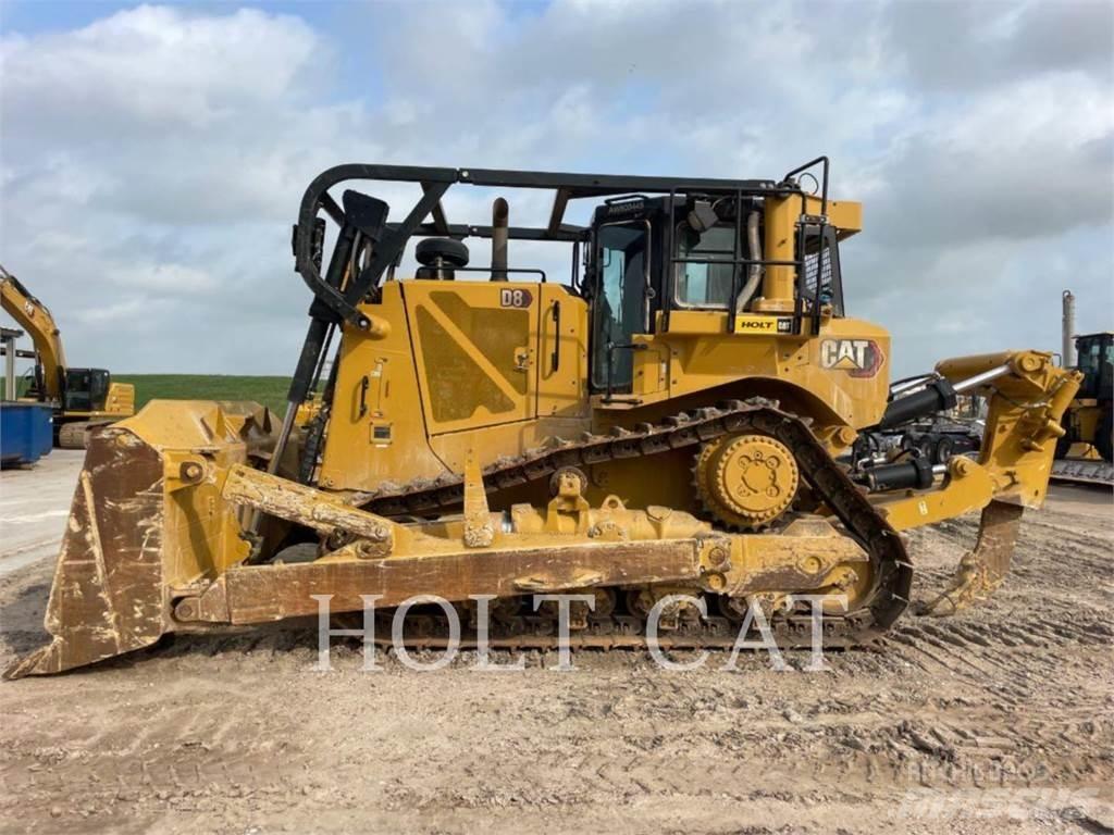 CAT D8 Buldozer sobre oruga