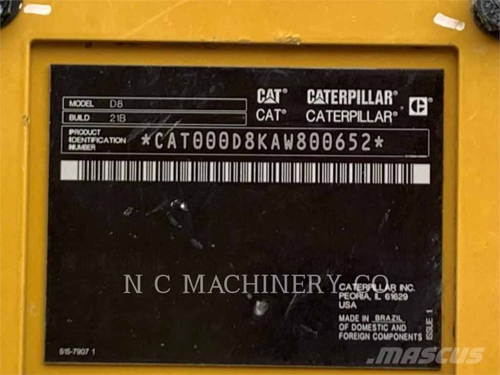 CAT D8 Buldozer sobre oruga
