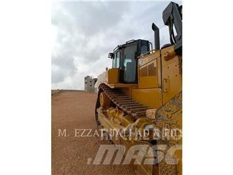 CAT D8R Buldozer sobre oruga