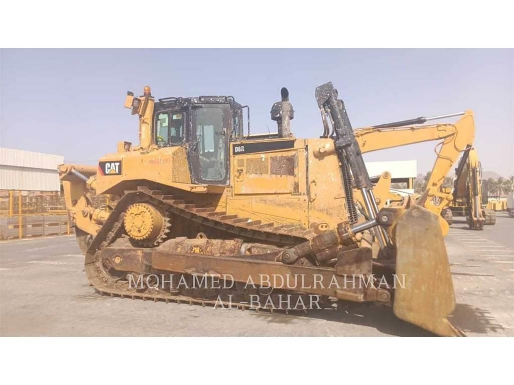 CAT D8R Buldozer sobre oruga