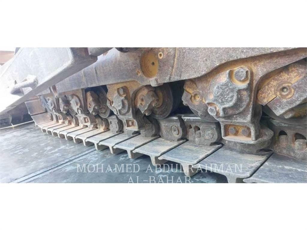 CAT D8R Buldozer sobre oruga