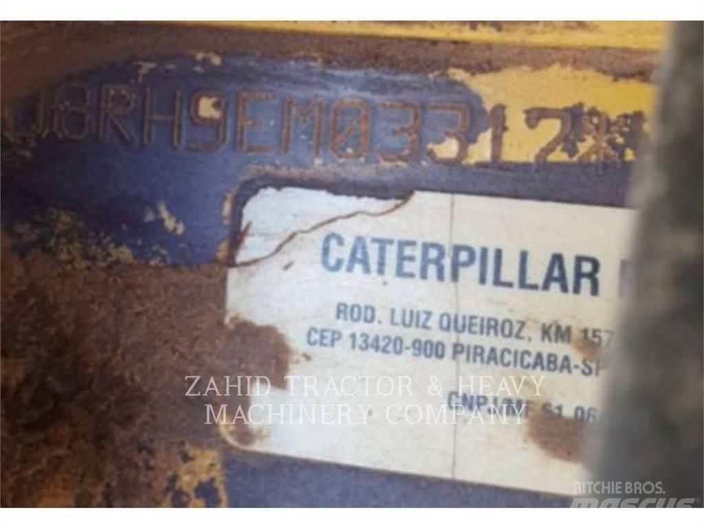 CAT D8RLRC Buldozer sobre oruga