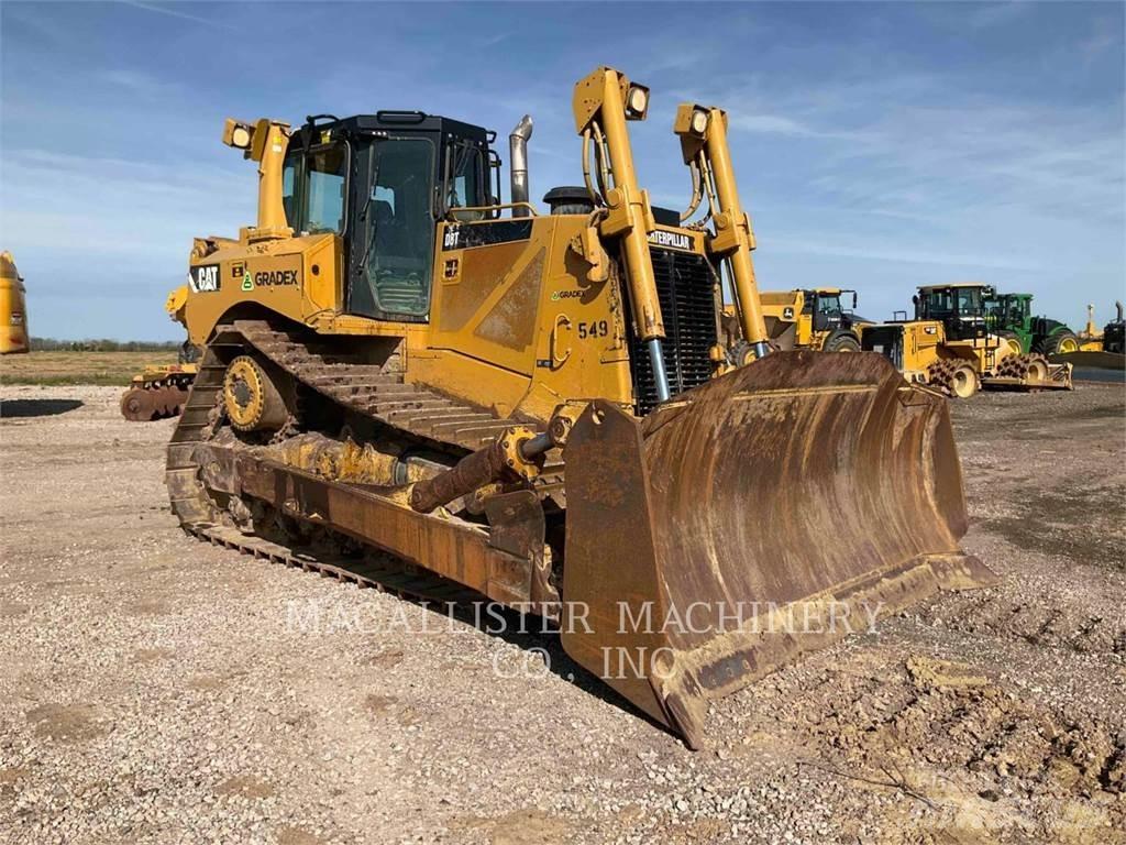 CAT D8T Buldozer sobre oruga