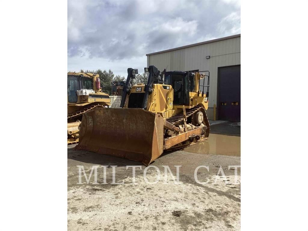 CAT D8T Buldozer sobre oruga