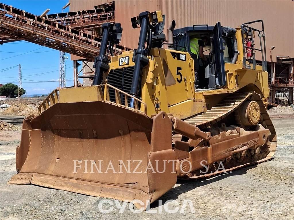CAT D8T Buldozer sobre oruga