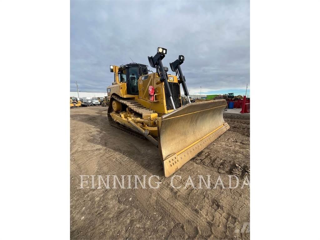CAT D8T Buldozer sobre oruga