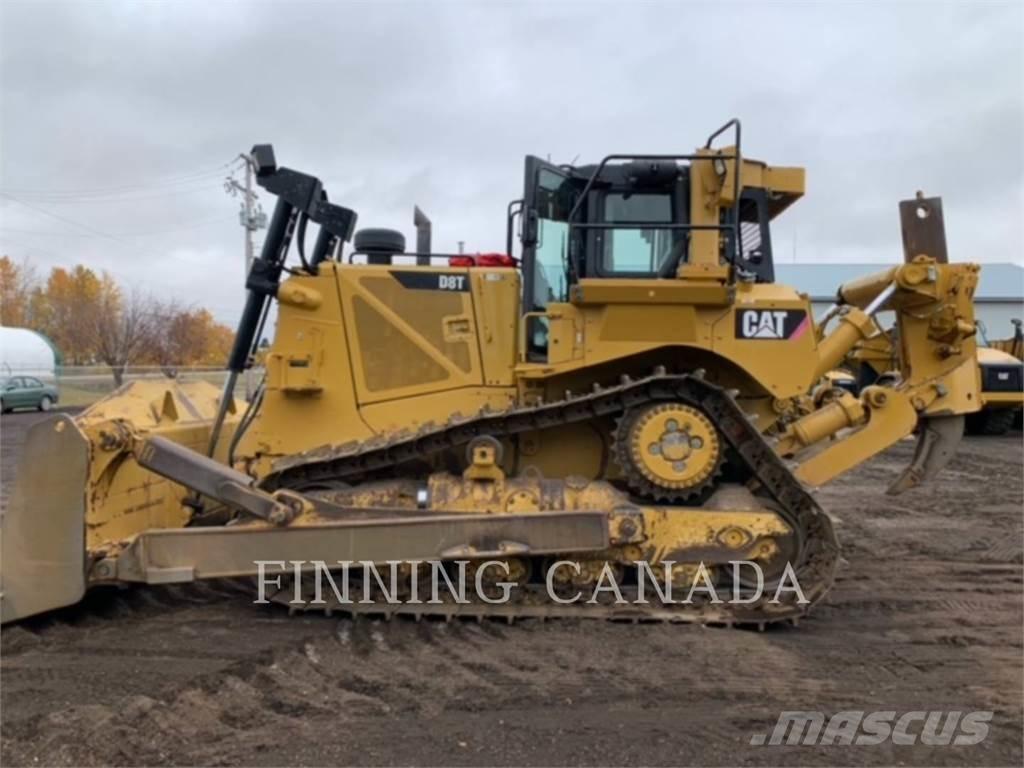 CAT D8T Buldozer sobre oruga