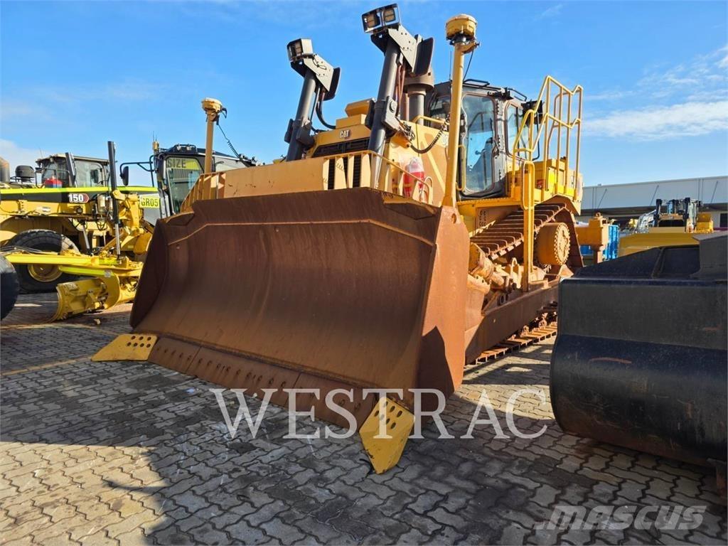 CAT D8T Buldozer sobre oruga