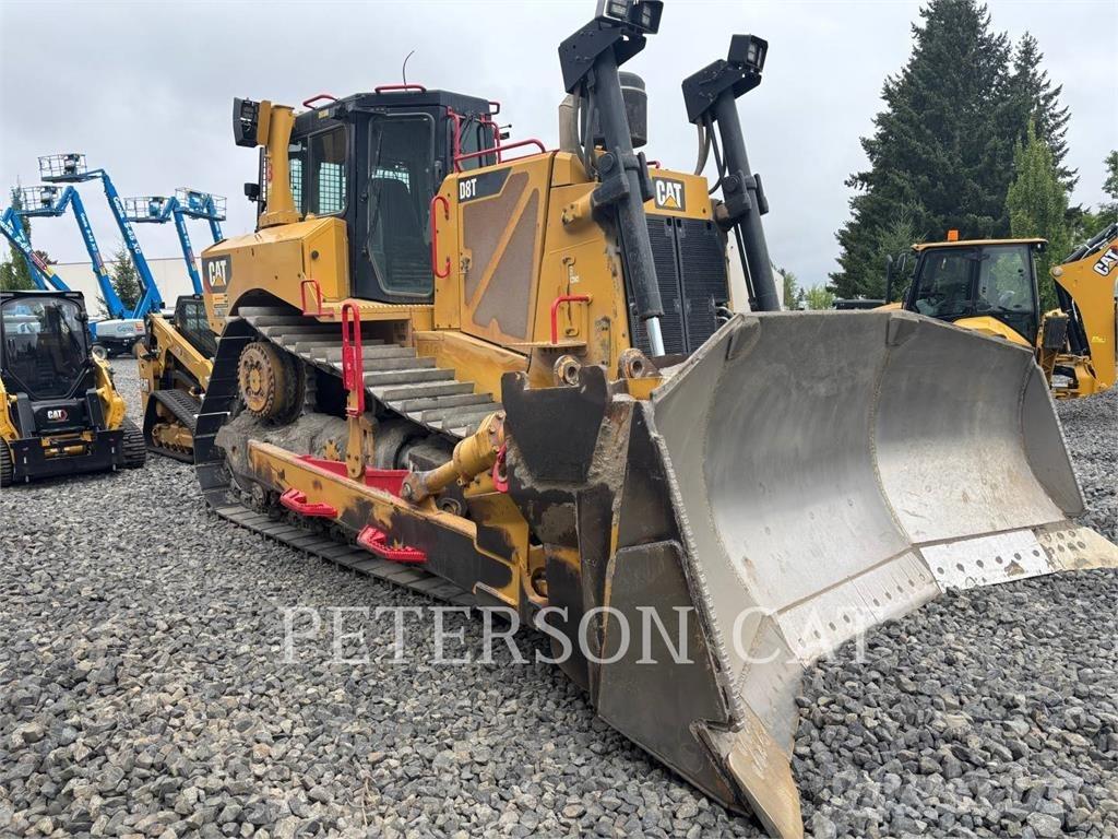 CAT D8T Buldozer sobre oruga