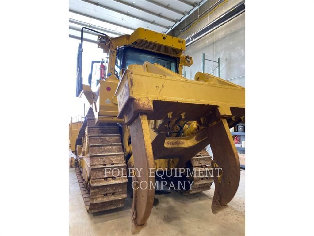 CAT D8T-21A Buldozer sobre oruga