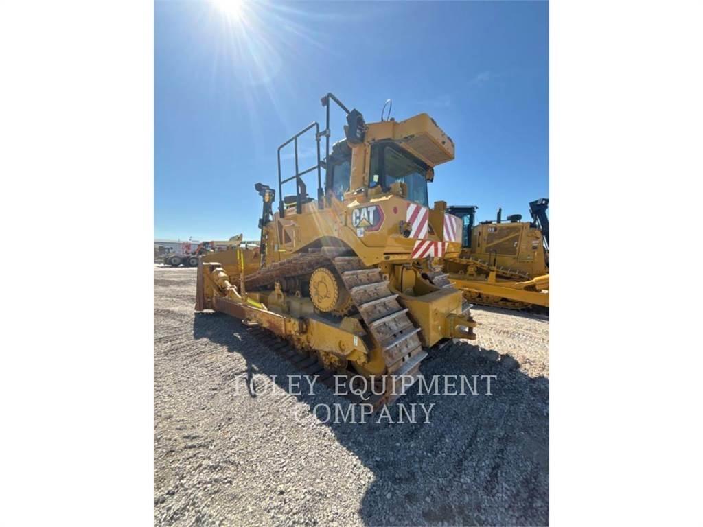 CAT D8T-21A Buldozer sobre oruga