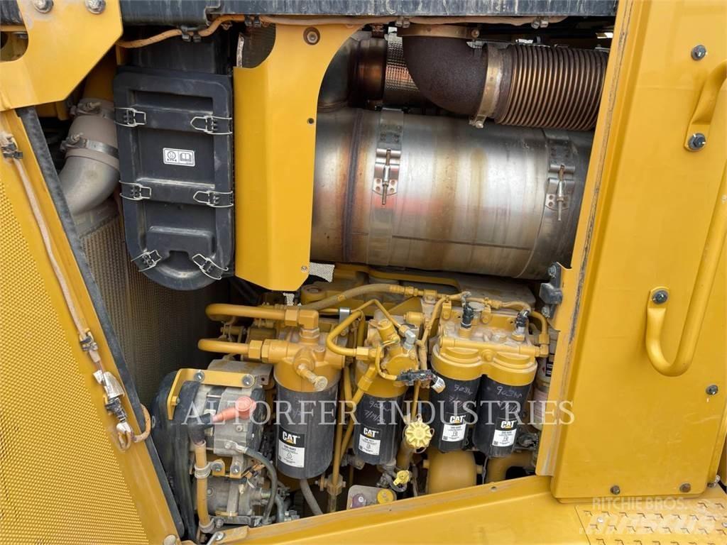 CAT D8T W Buldozer sobre oruga