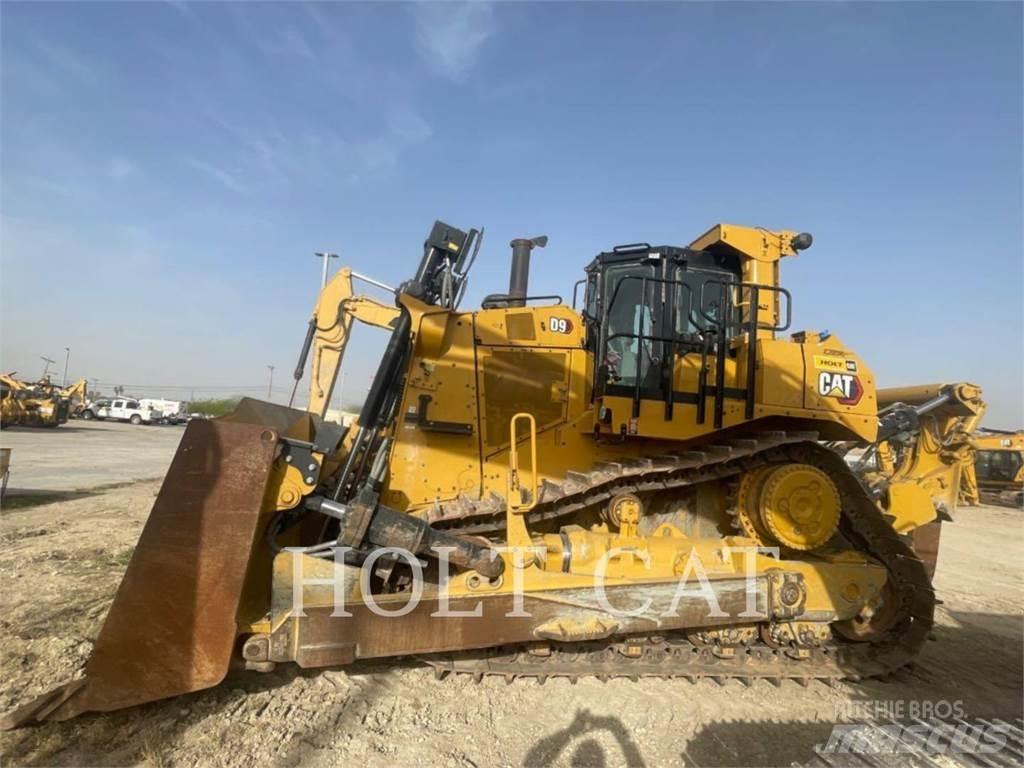 CAT D9 Buldozer sobre oruga