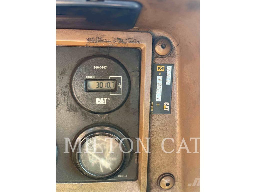 CAT D9N Buldozer sobre oruga