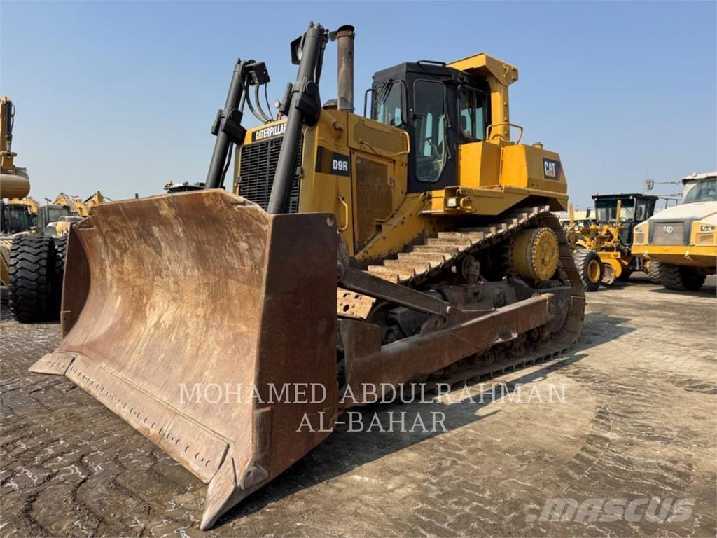 CAT D9RLRC Buldozer sobre oruga