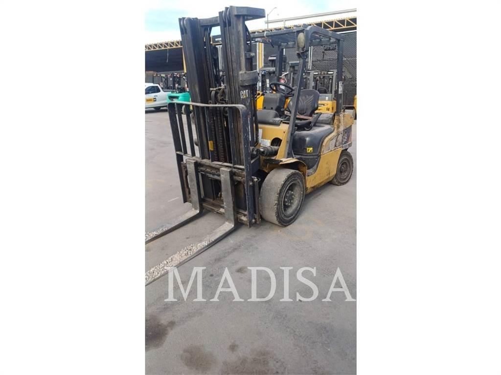 CAT DP30NM5-D Otras carretillas elevadoras