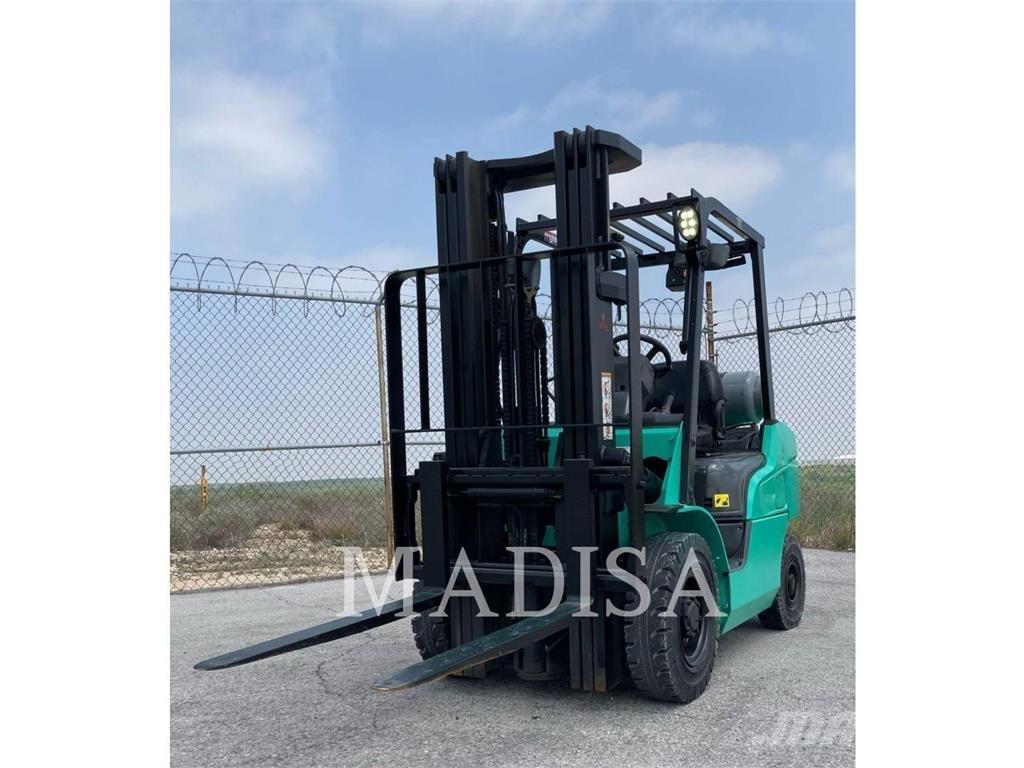 CAT FG25N5-GLE Otras carretillas elevadoras