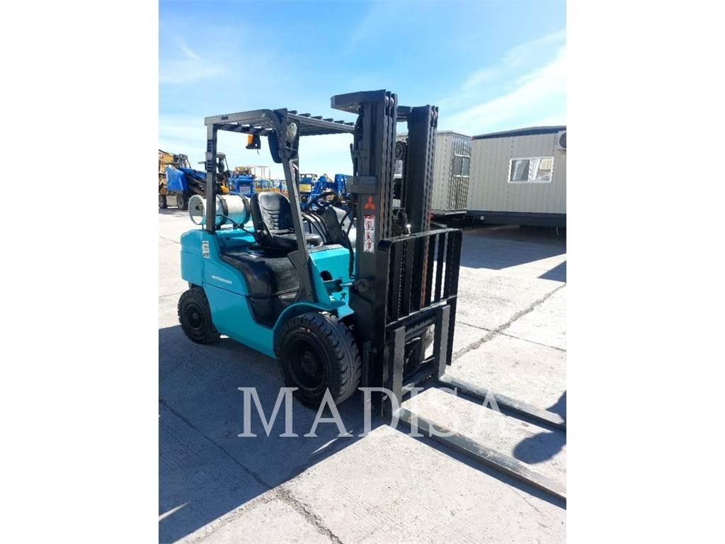 CAT FG30N5-LE Otras carretillas elevadoras