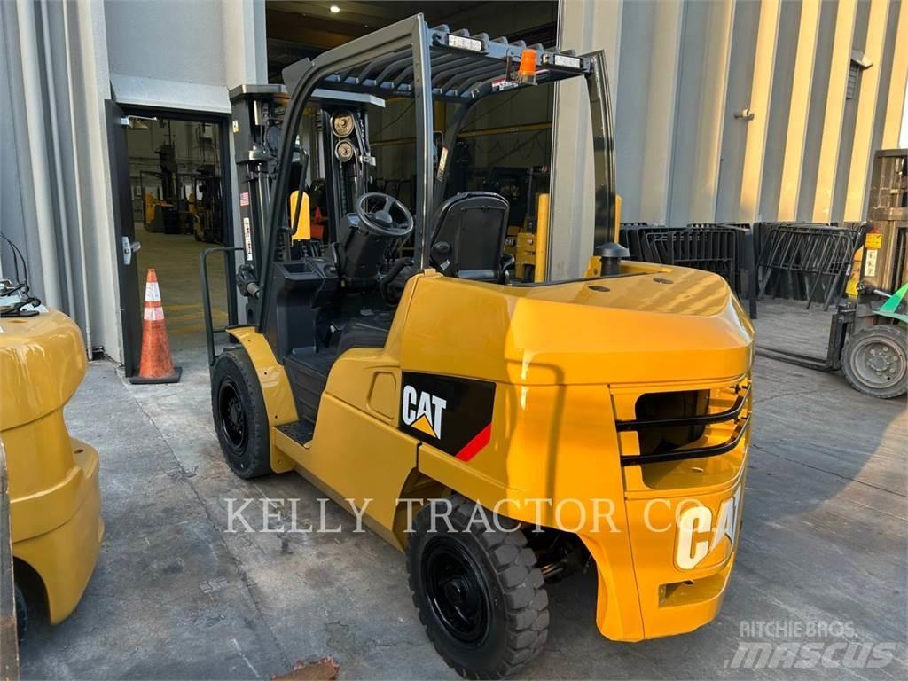 CAT LIFT TRUCKS DP50CN1 Carretillas diesel
