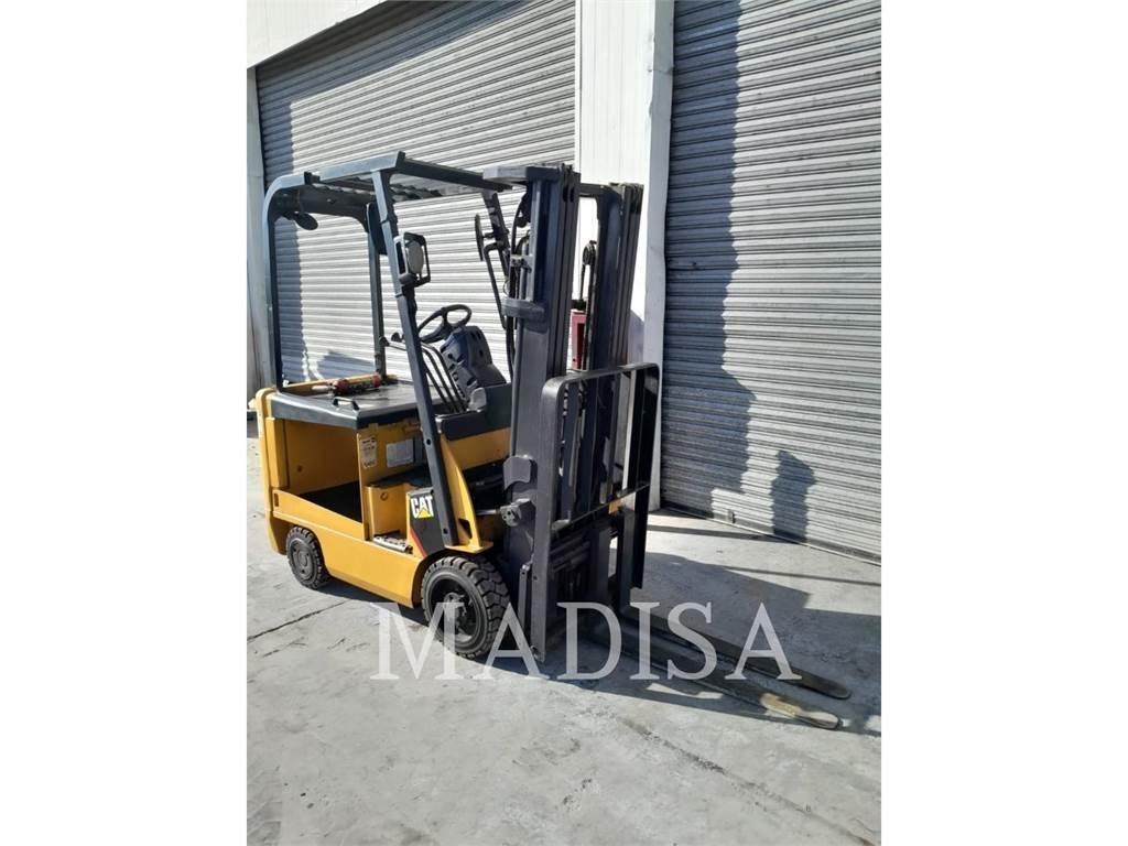 CAT LIFT TRUCKS E3500-AC Otras carretillas elevadoras