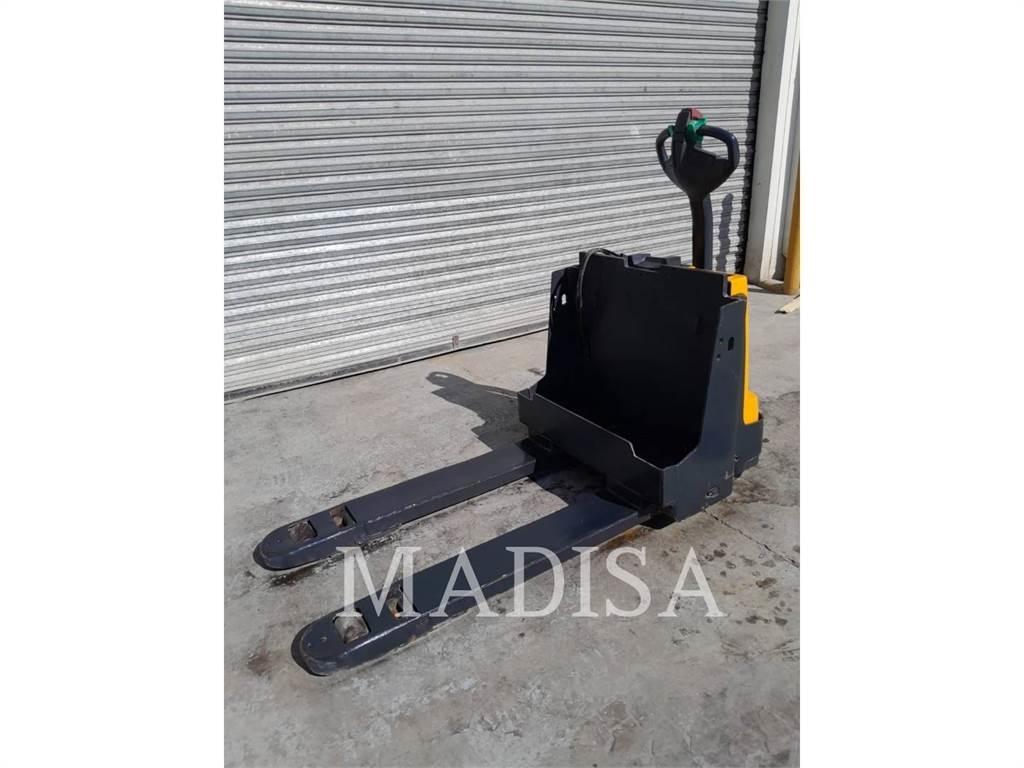 CAT LIFT TRUCKS EJE120E Carritos de golf
