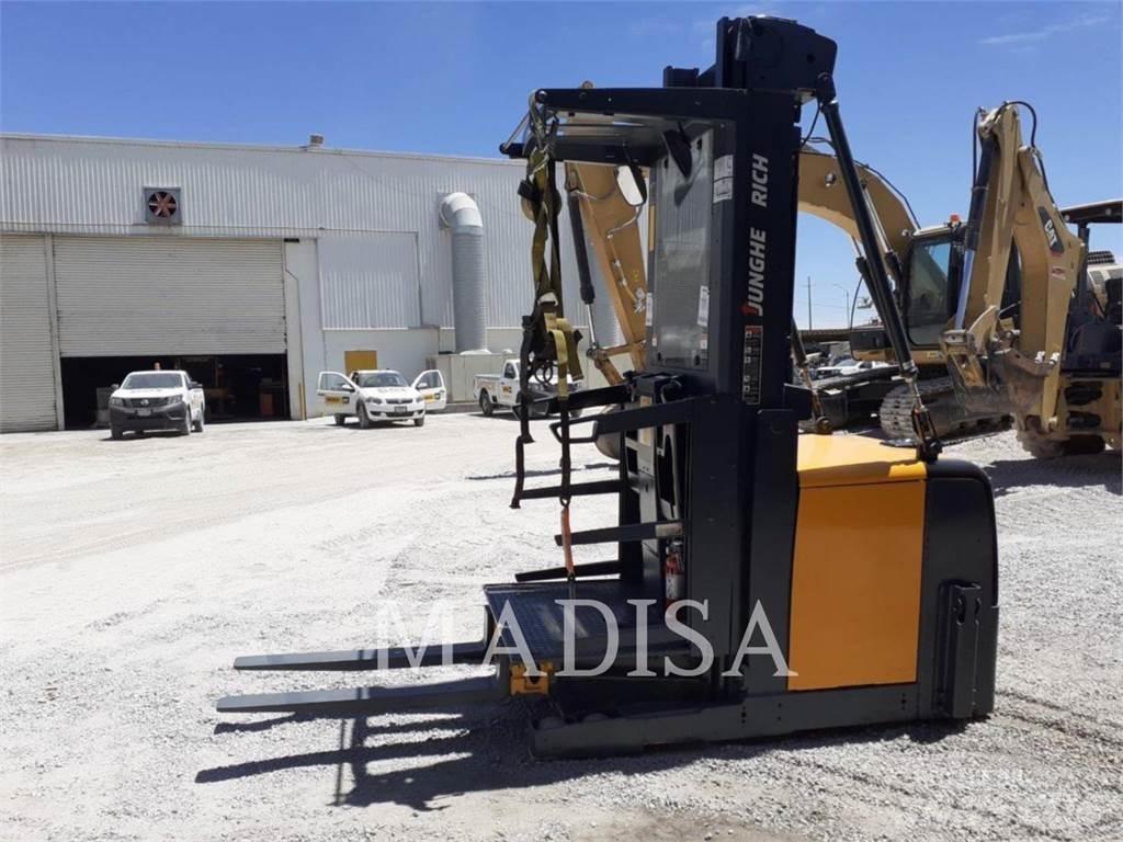 CAT LIFT TRUCKS EKS308 Otras carretillas elevadoras