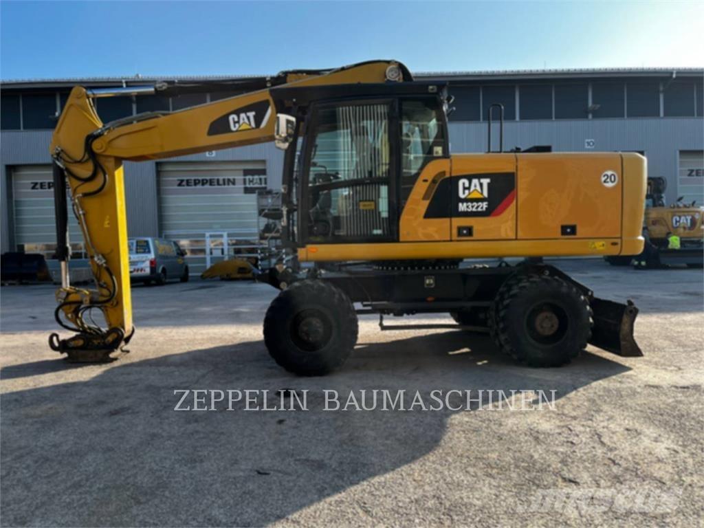 CAT M322F Excavadoras de ruedas