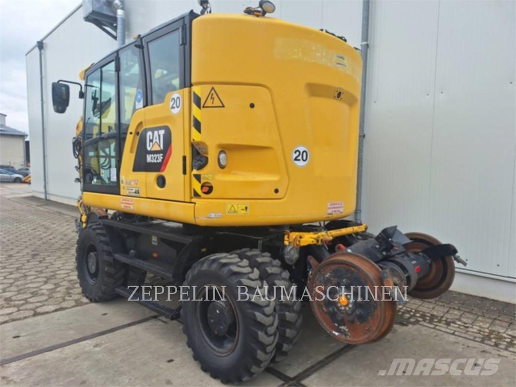 CAT M323F Excavadoras de ruedas