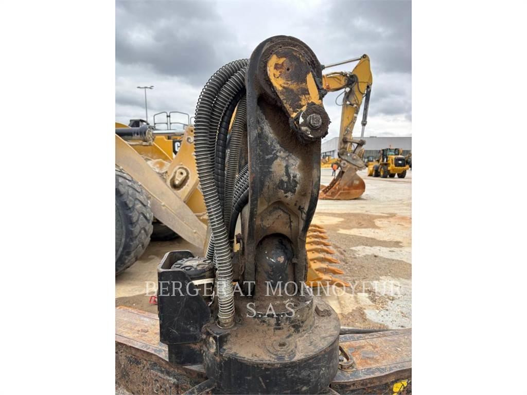 CAT MH3024-1 Excavadoras de ruedas