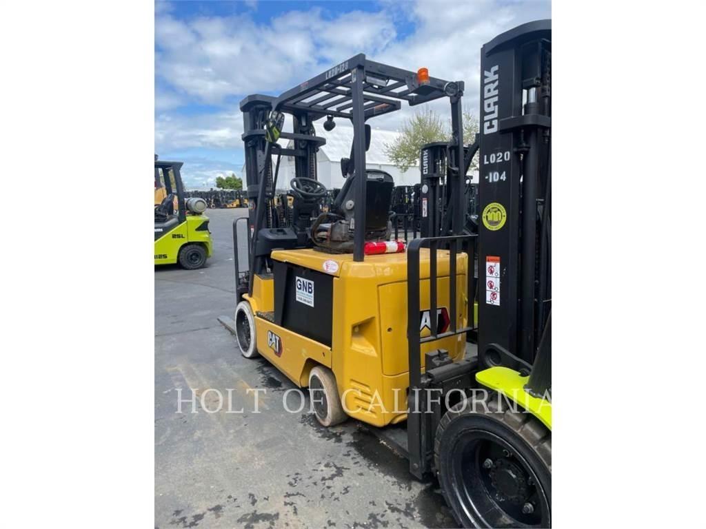 CAT MITSUBISHI EC30N3 Carretillas de horquilla eléctrica