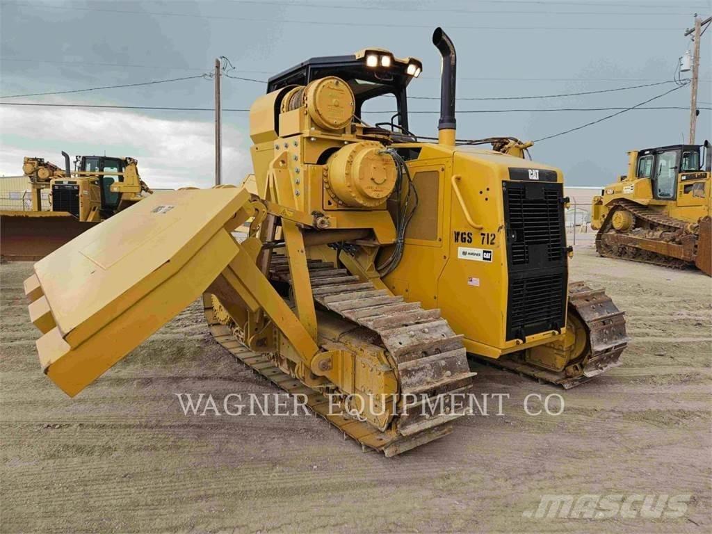 CAT PL61 Grúa tiendetubos